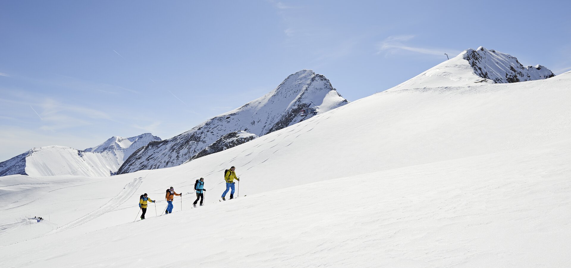 Bergwelten Skitouren Opening am Kitzsteinhorn | © Bergwelten, Manuel Ferrigato