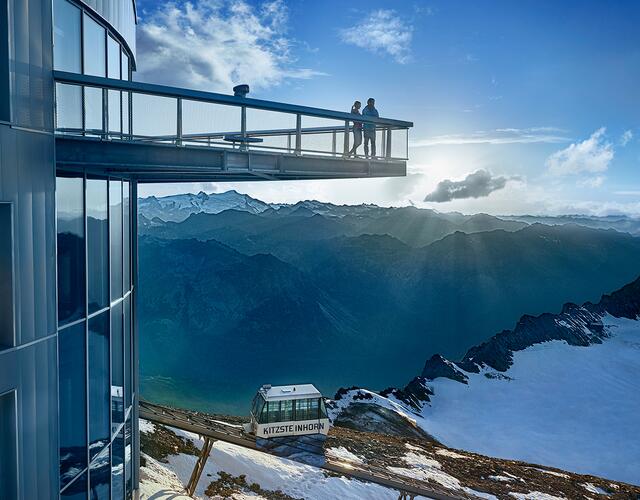 Atemberaubenden Ausblick auf die umliegende Bergwelt | © Kitzsteinhorn