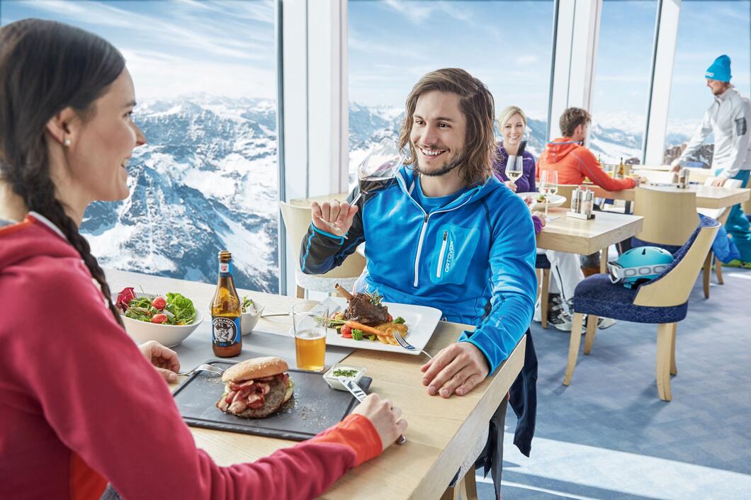 Gipfel Restaurant 2 (c) Kitzsteinhorn