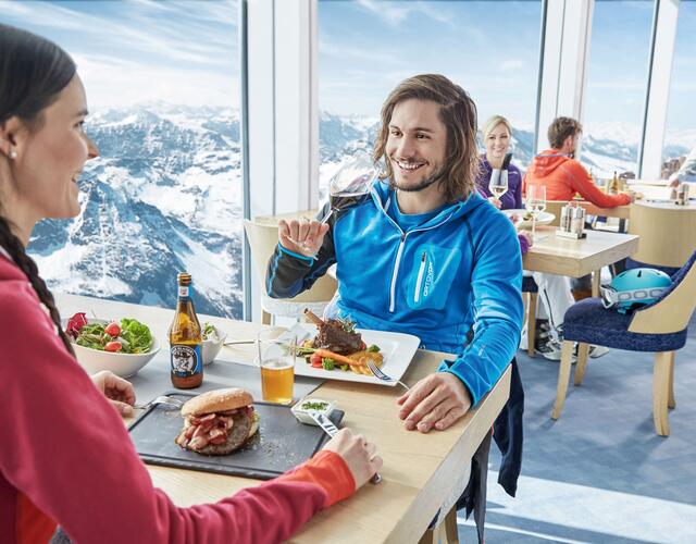 Gipfel Restaurant 2 (c) Kitzsteinhorn